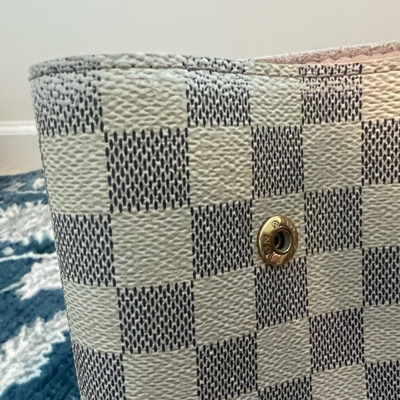 COPY - AUTHENTIC Louis Vuitton Propriano - Picture 8 of 16